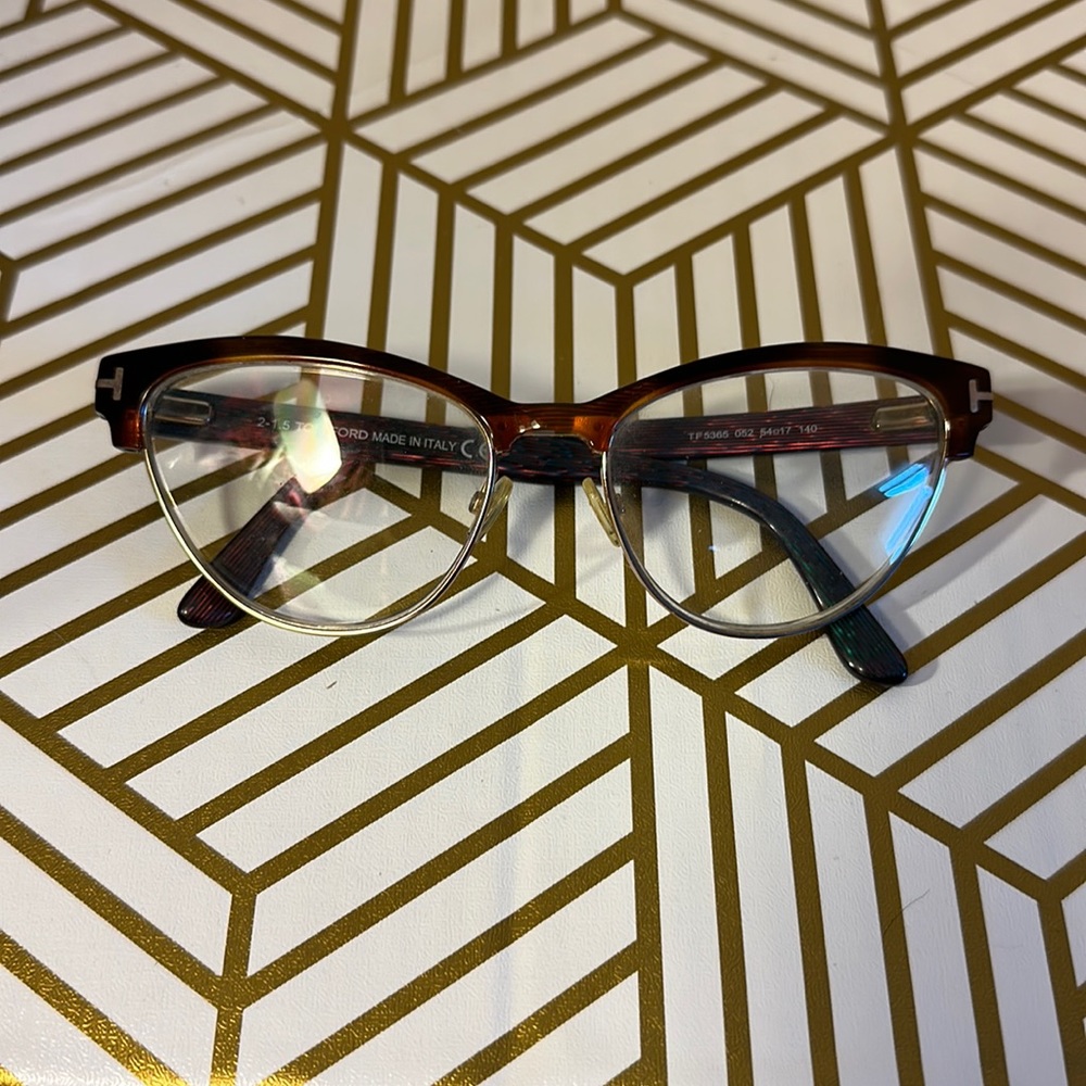 🔥Tom Ford Cat Eye color changing Frame